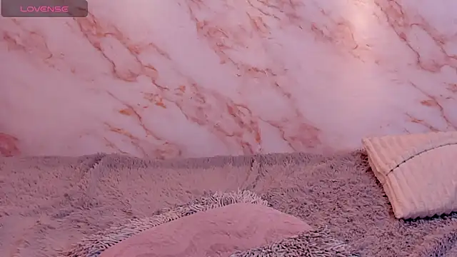 Dakotaferreti online show from December 1, 4:38 am