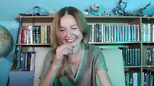 Foxilady357 online show from September 19, 2:16 pm