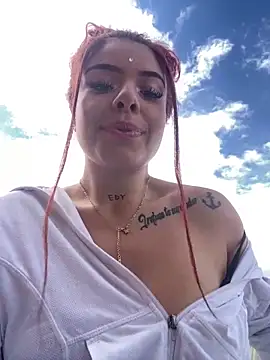 haally-mll online show from October 3, 6:57 pm