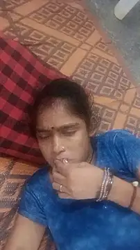 Guriya0076 online show from October 4, 4:33 pm