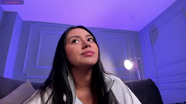 AmbarJames  online show from February 3, 12:10 pm