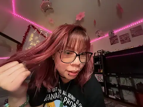 moan4mona online show from March 5, 1:12 am