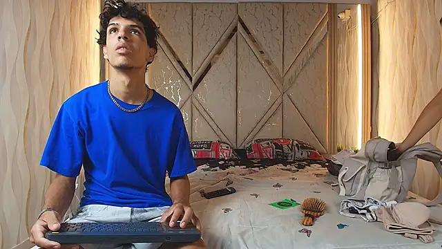 Hotcouple 222 online show from April 10, 1:28 pm