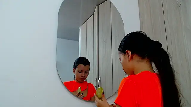 pinky f00x online show from February 20, 7:26 pm