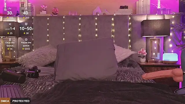 Angelina Dior online show from March 1, 9:03 pm