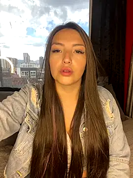 Adaara Rey online show from November 18, 8:54 pm