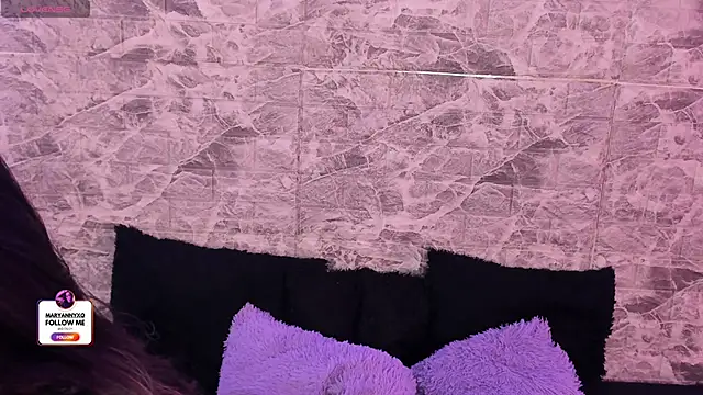 MaryAnneeXOO online show from November 21, 8:11 pm