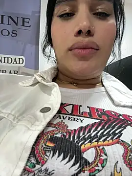 Bella  Wood online show from October 10, 8:14 pm