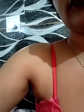 sexy bitch here online show from July 1, 8:41 pm