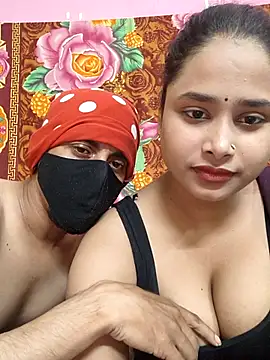Seducing couple online show from February 20, 6:26 am