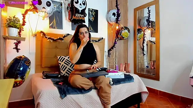  samanthaa foxx online show from October 19, 10:50 am