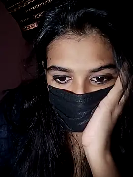 umairahaasan 1 online show from September 25, 9:52 am