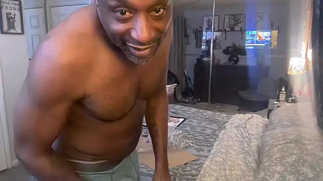 sexyred77713 online show from February 28, 1:38 am