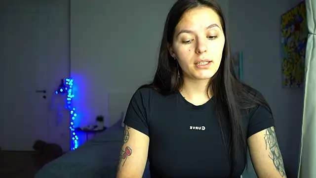 EwelynScott online show from December 3, 11:40 pm