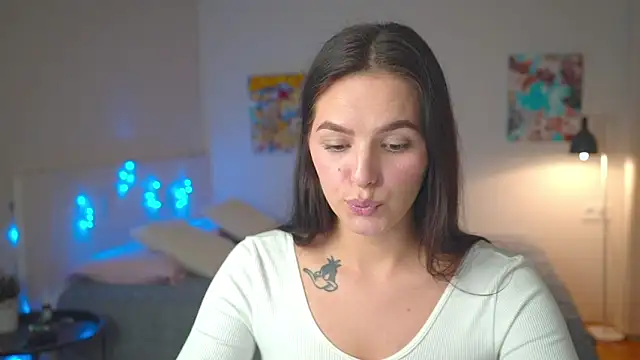 EwelynScott online show from October 12, 5:04 pm