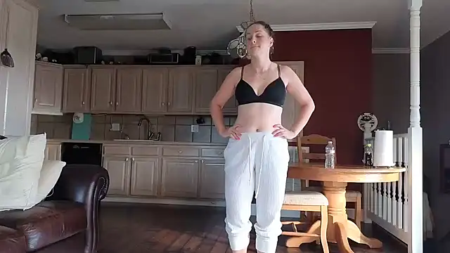 Blueeyedzaya  online show from September 16, 1:08 pm