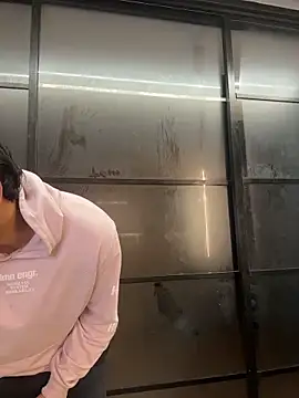 Rose-andres online show from January 7, 11:41 pm