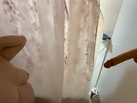 GirlSquirt online show from March 5, 4:41 am