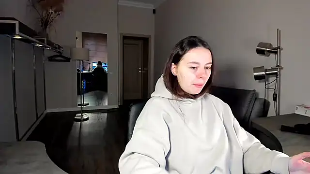 Di na Bell online show from February 6, 6:28 am