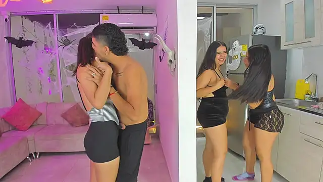 stangirls  online show from September 27, 11:01 pm