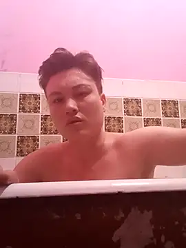 MoonIrene online show from February 12, 3:25 pm