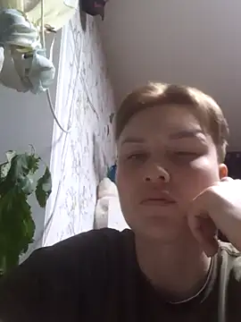 MoonIrene online show from February 15, 12:48 pm