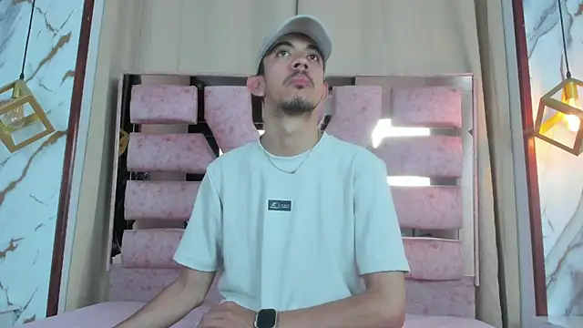 kameron and Nick online show from December 20, 8:13 pm