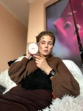 KellyKeler online show from October 27, 10:55 am