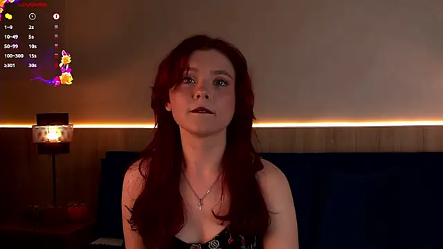 Nora  Ray online show from December 15, 7:08 pm