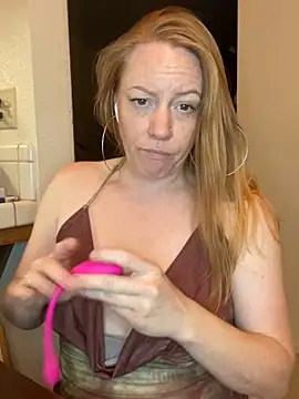 ChiliRoja online show from April 11, 5:46 am