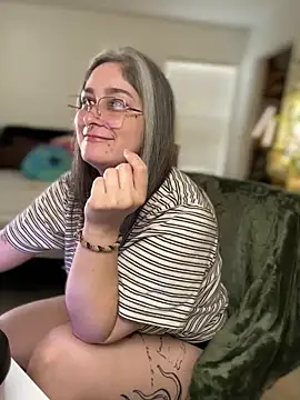 Alix Valentine online show from December 20, 6:23 pm