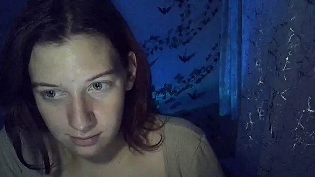 Lily Ember online show from October 27, 8:36 pm