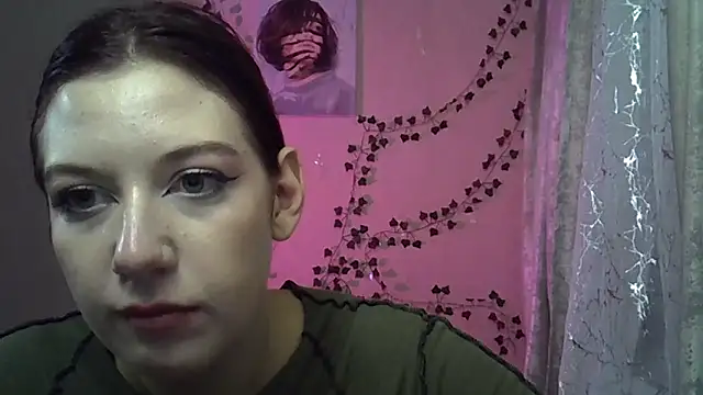 Lily Ember online show from October 16, 7:16 pm