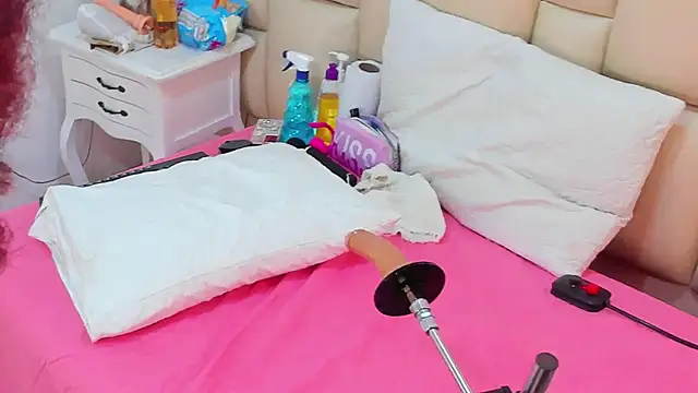 dakhota    online show from November 15, 11:33 am