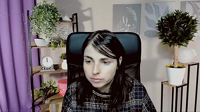 MartaEdams online show from March 10, 6:06 am