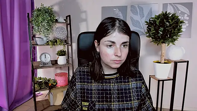 MartaEdams online show from March 31, 6:24 am