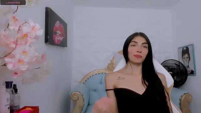 eimy skinny  online show from October 23, 4:57 pm