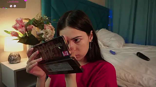 ywixos online show from March 5, 3:08 pm