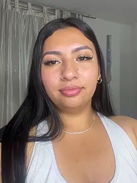 Issa Santana online show from May 28, 11:24 pm