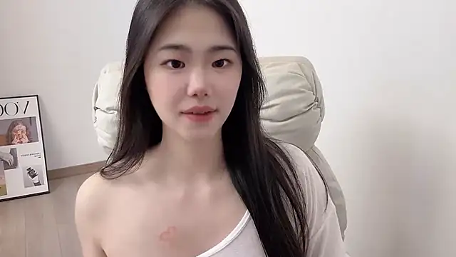suki-1 online show from May 10, 3:58 pm