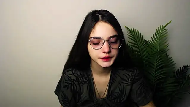 Sun Shine   online show from December 4, 10:54 pm