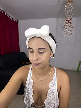 issis22 online show from May 25, 2:54 am