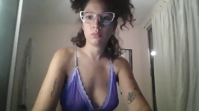 loliporomero online show from February 6, 2:26 am