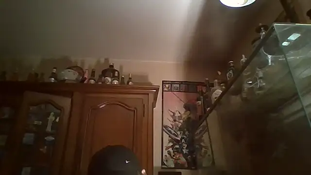 zipman92 online show from December 16, 6:14 pm