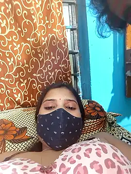 vinitaaa online show from February 28, 8:19 pm