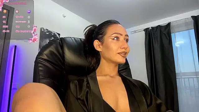 Lisa Shultz online show from October 8, 1:15 pm