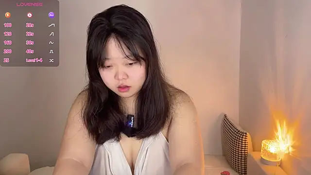 Kittenfishing online show from September 14, 3:54 pm