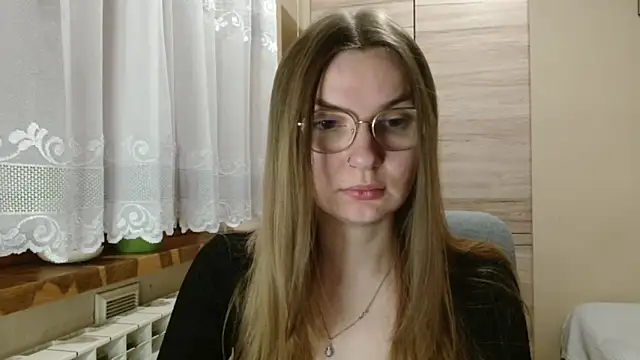 LooveELLYx online show from November 21, 5:20 am