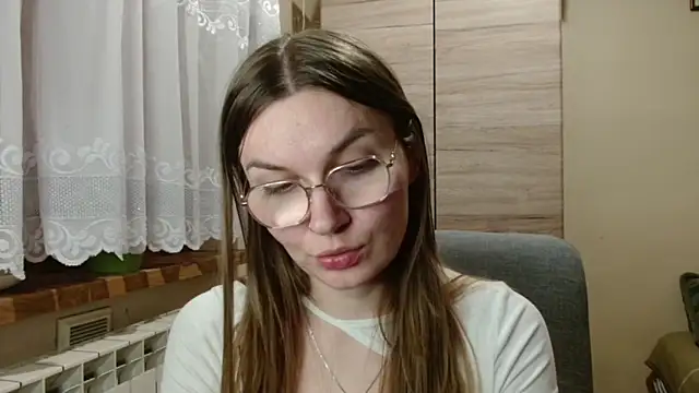 LooveELLYx online show from October 30, 3:46 pm