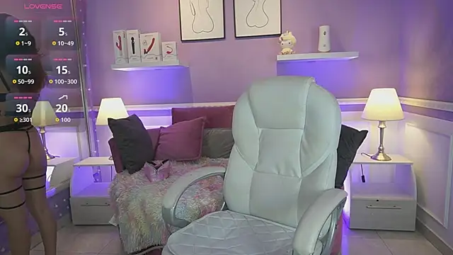 DahliaGrey online show from November 18, 11:55 am